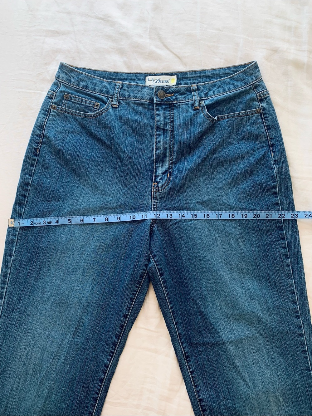 90’s Vintage High-Rise Jeans